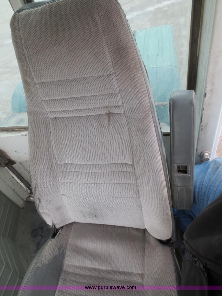 image for item F6708 2000 Ottawa CY50T terminal tractor