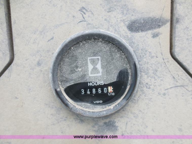 image for item F6708 2000 Ottawa CY50T terminal tractor