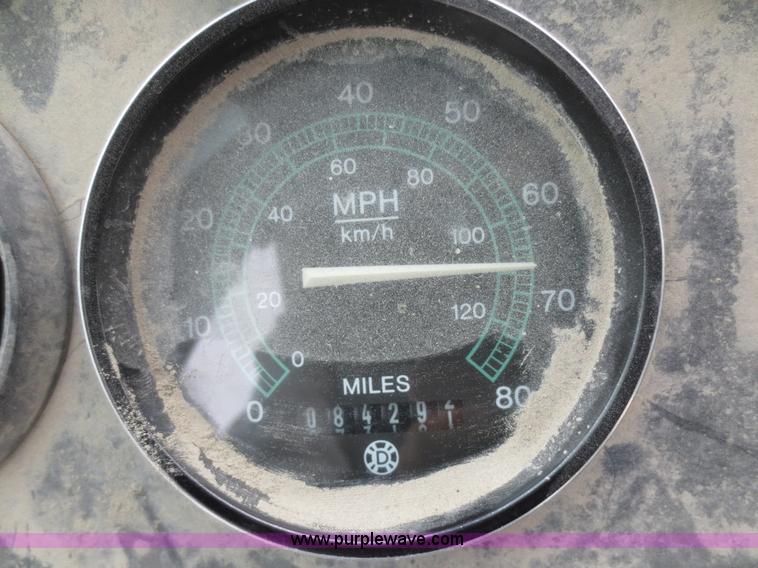 image for item F6708 2000 Ottawa CY50T terminal tractor