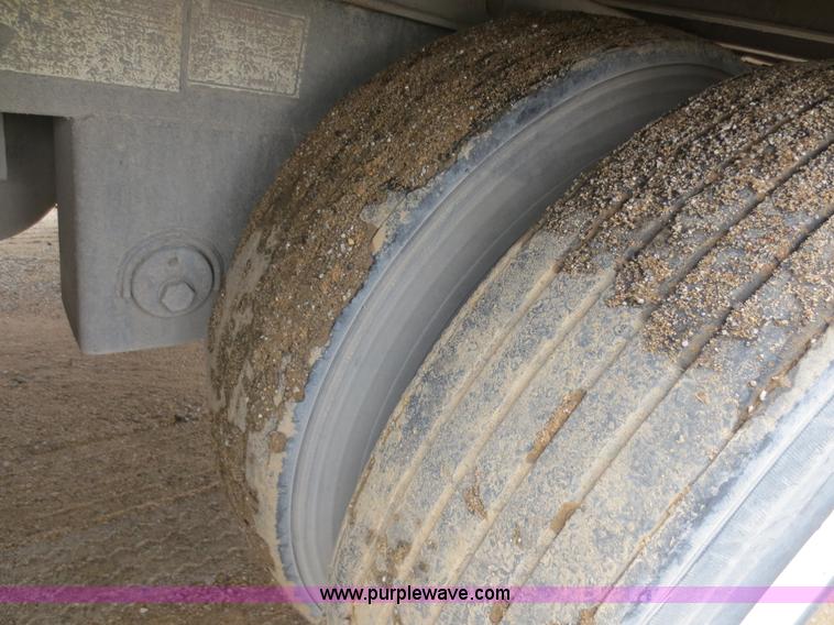 image for item F6709 1996 Monon MP3-32-A2-53W 53' dry van trailer