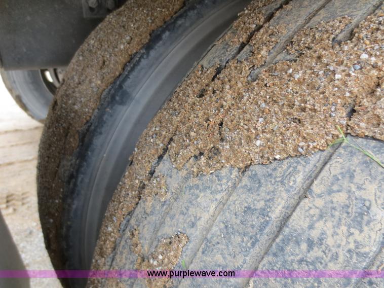 image for item F6709 1996 Monon MP3-32-A2-53W 53' dry van trailer