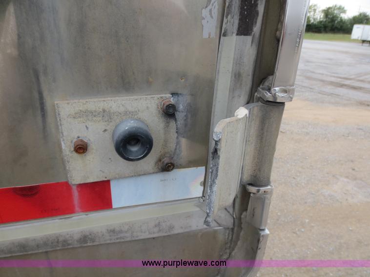 image for item F6712 1996 Monon MP3-32-A2-53W 53' dry van trailer