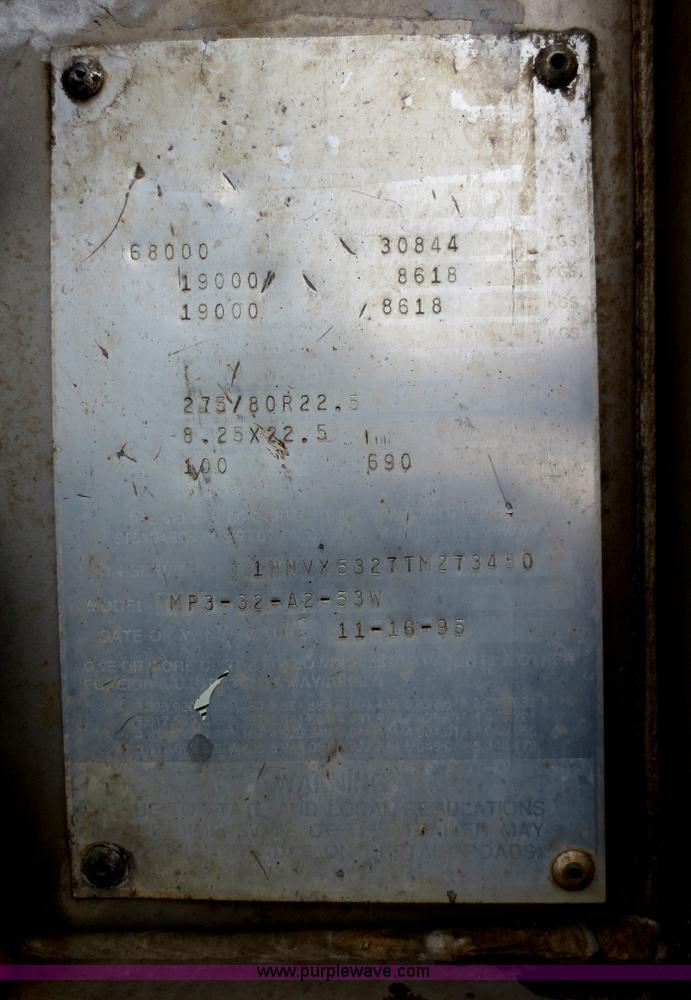 image for item F6713 1996 Monon MP3-32-A2-53W 53' dry van trailer