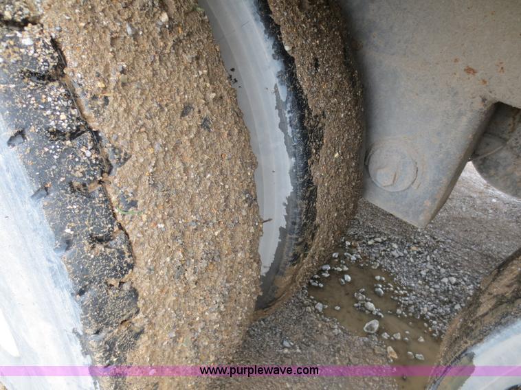 image for item F6714 1996 Monon MP3-32-A2-53W 53' dry van trailer