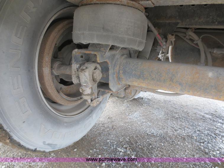 image for item F6714 1996 Monon MP3-32-A2-53W 53' dry van trailer