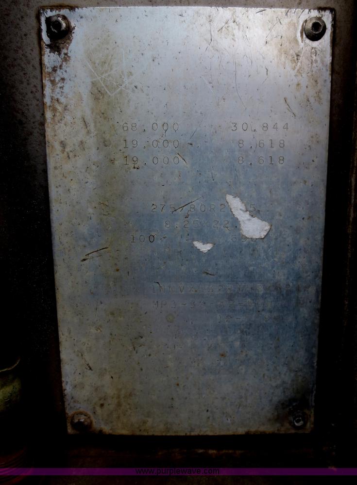 image for item F6717 1996 Monon MP3-32-A2-53W 53' dry van trailer