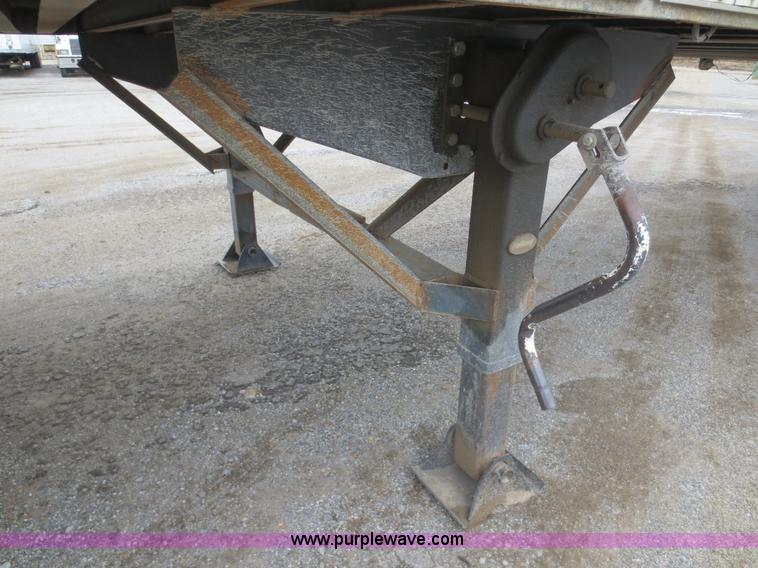 image for item F6717 1996 Monon MP3-32-A2-53W 53' dry van trailer