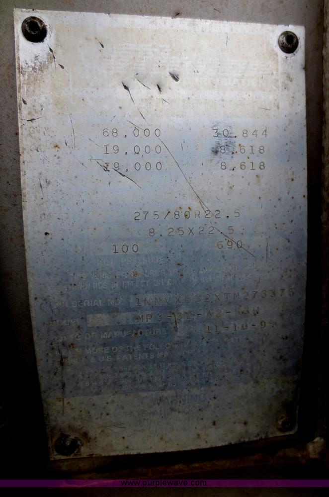 image for item F6718 1996 Monon MP3-32-A2-53W 53' dry van trailer