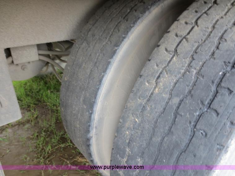 image for item F6718 1996 Monon MP3-32-A2-53W 53' dry van trailer