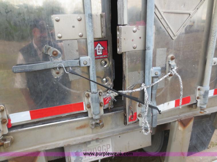 image for item F6718 1996 Monon MP3-32-A2-53W 53' dry van trailer