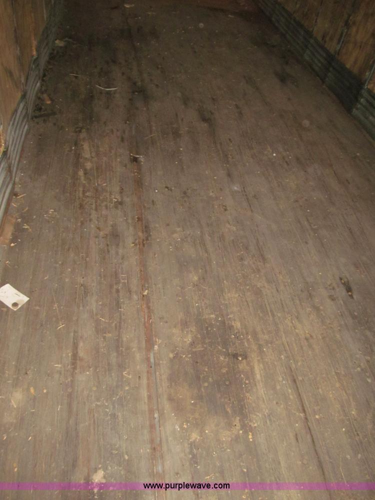 image for item F7156 1996 Fruehauf FBHLP-9-1.5-NT2-53W 53' dry van trailer