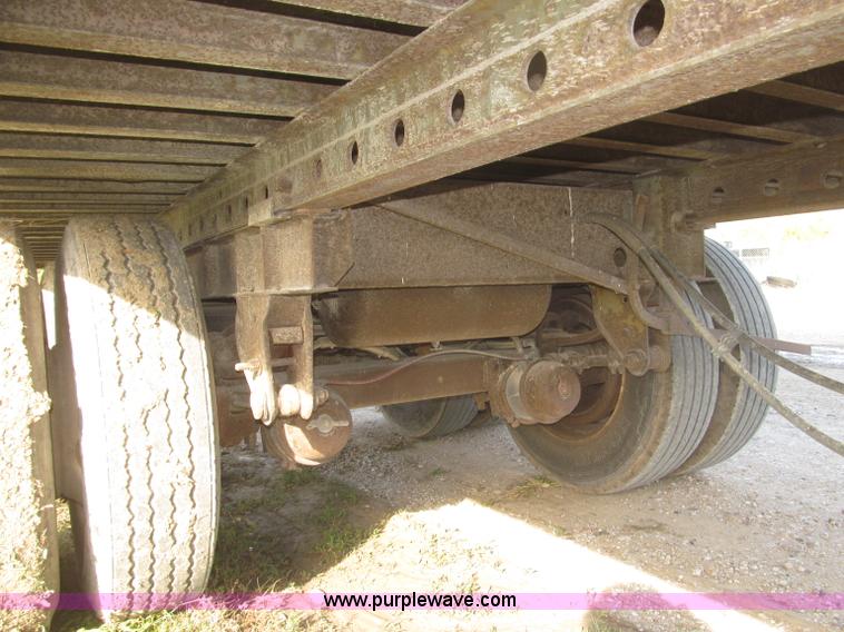 image for item F7156 1996 Fruehauf FBHLP-9-1.5-NT2-53W 53' dry van trailer