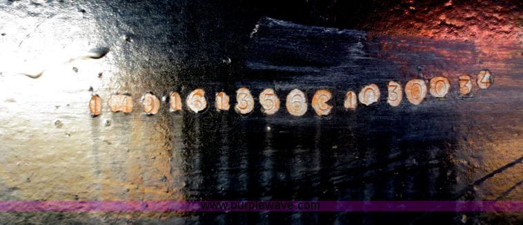 image for item F8016 1982 M.d. 140 barrel vacuum trailer