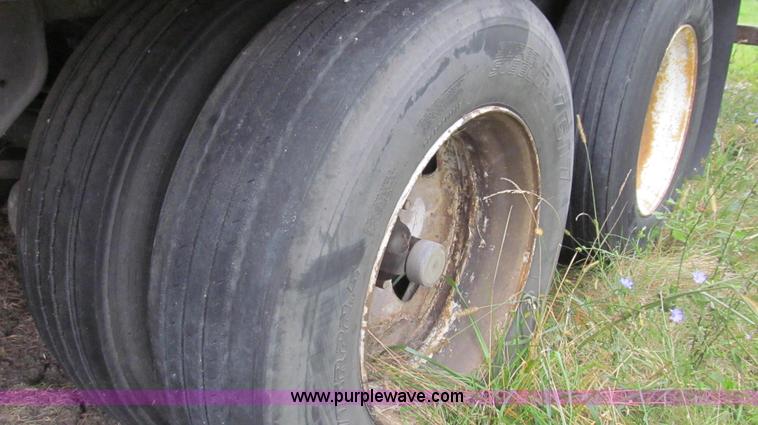 image for item G2160 1997 Great Dane 7811TZ-1W53 reefer trailer