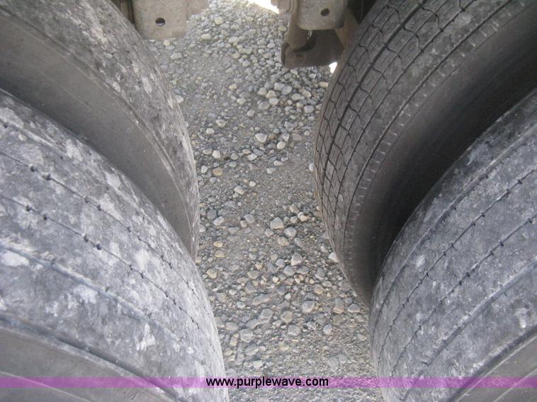 image for item H6271 2003 Great Dane 7311TJWA dry van trailer