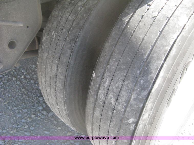 image for item H6271 2003 Great Dane 7311TJWA dry van trailer