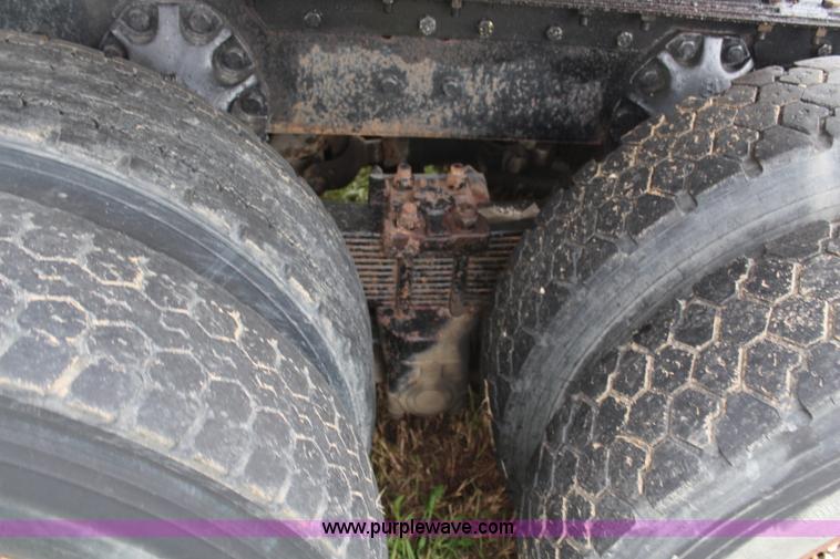 image for item H6903 1979 Kenworth W900A semi truck