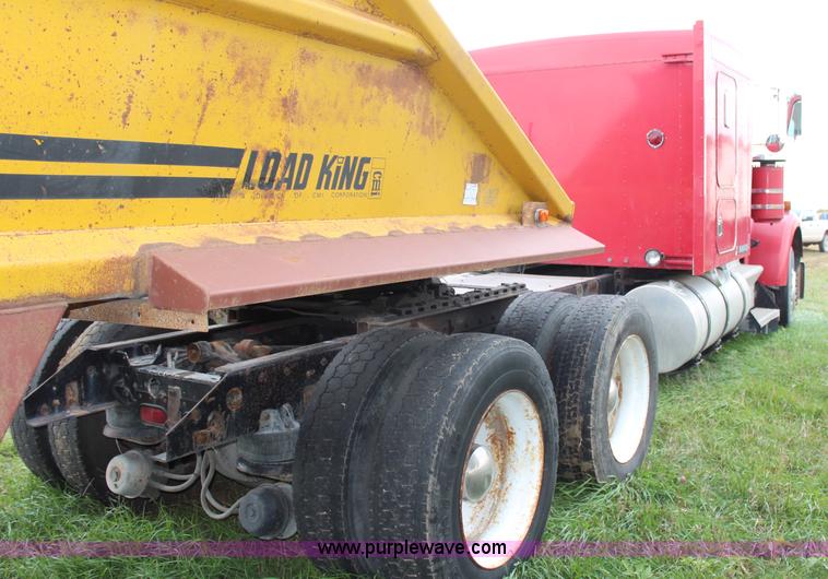 image for item H6904 1991 Kenworth W900B semi truck