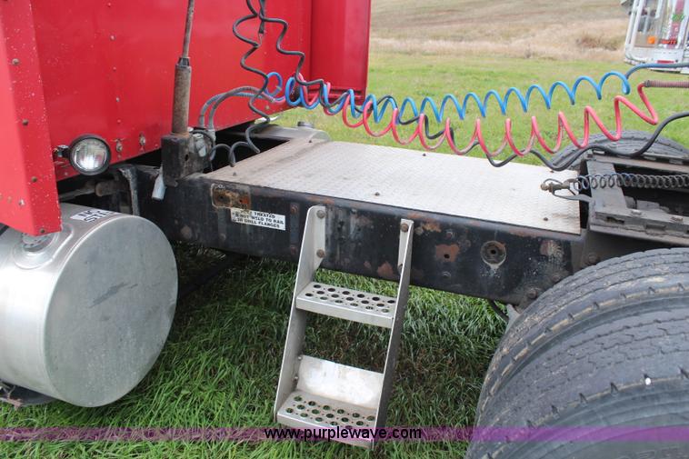 image for item H6904 1991 Kenworth W900B semi truck