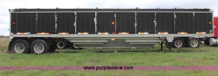 image for item H6907 1988 Timpte grain trailer