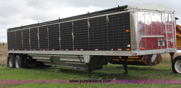 image for item H6907 1988 Timpte grain trailer