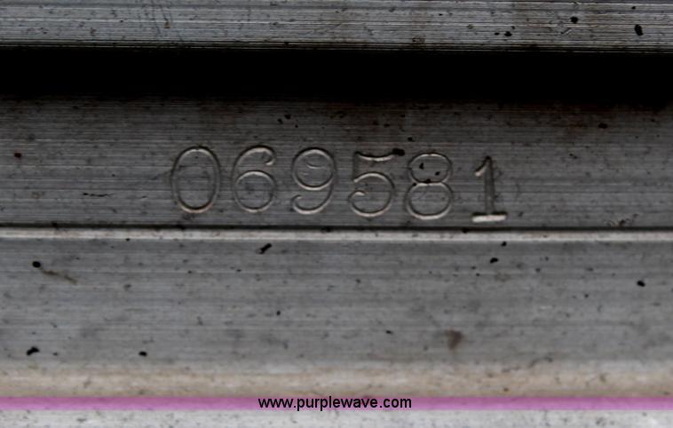 image for item H6907 1988 Timpte grain trailer