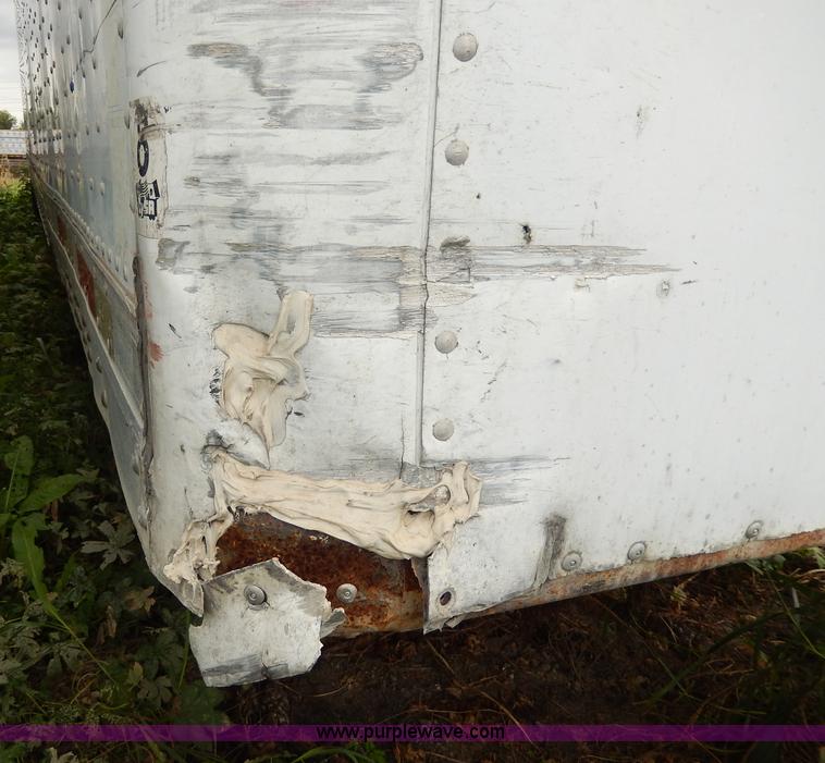 image for item I4275 1997 Utility 53' dry van trailer