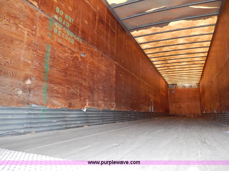 image for item I4275 1997 Utility 53' dry van trailer