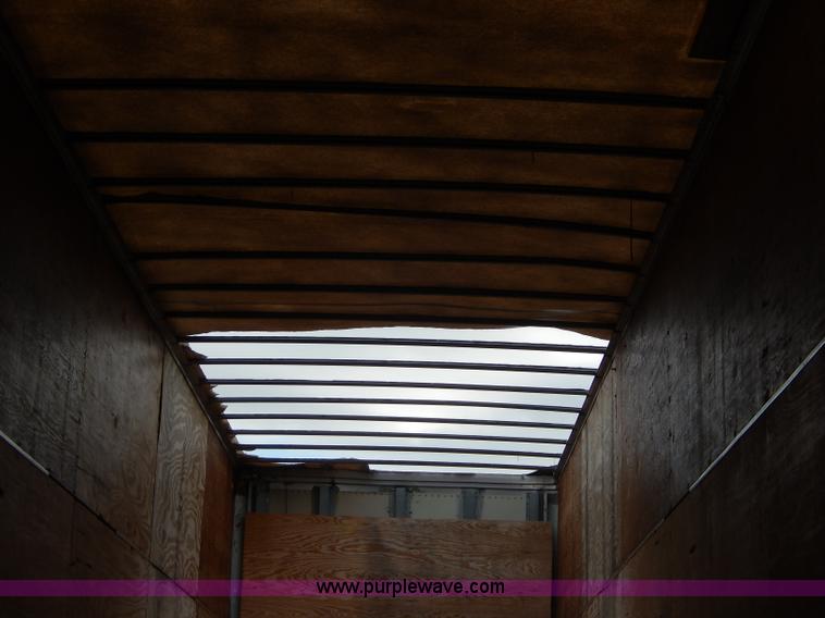 image for item I4277 1997 Utility 53' dry van trailer