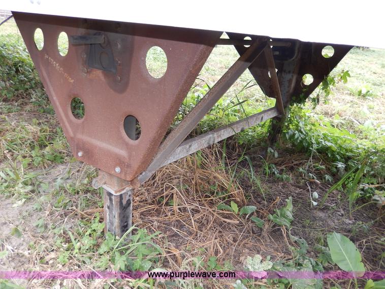 image for item I4277 1997 Utility 53' dry van trailer