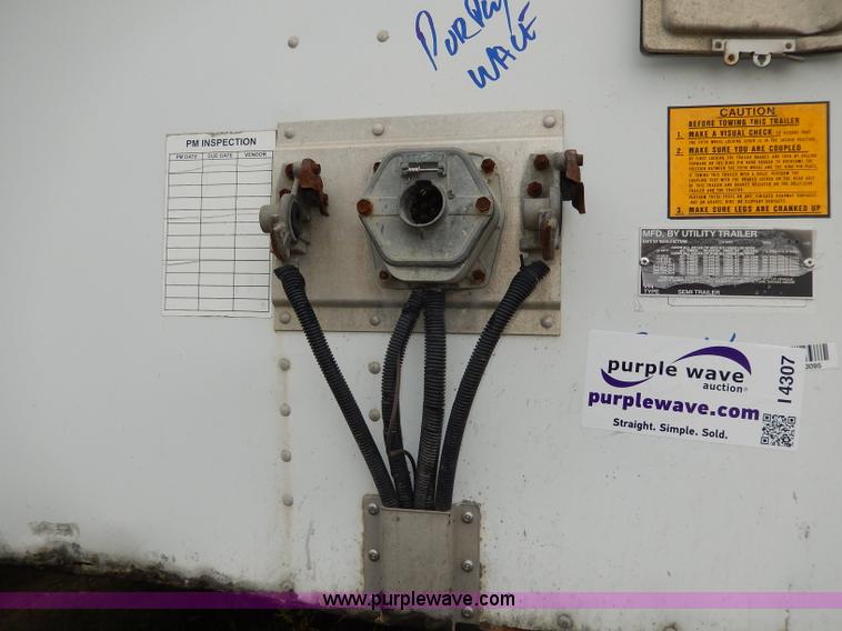 image for item I4307 1997 Utility 53' dry van trailer