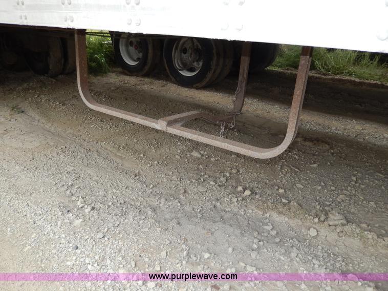 image for item I4308 1997 Utility 53' dry van trailer