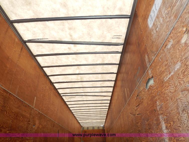 image for item I4308 1997 Utility 53' dry van trailer