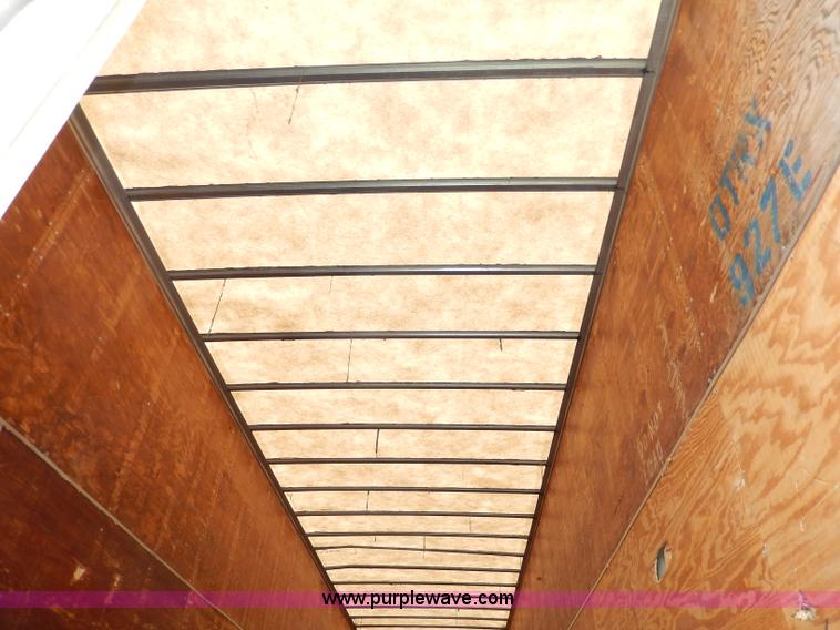 image for item I4309 1997 Utility 53' dry van trailer