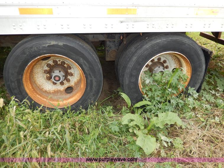 image for item I4310 1997 Utility 53' dry van trailer