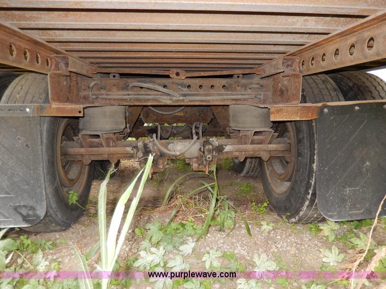 image for item I4310 1997 Utility 53' dry van trailer