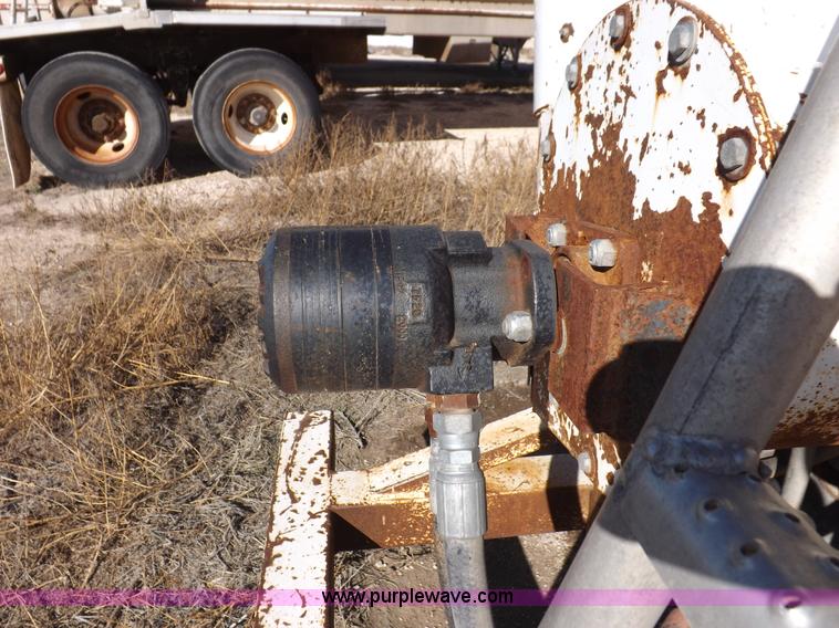 image for item I8396 1995 Pacer feed body trailer