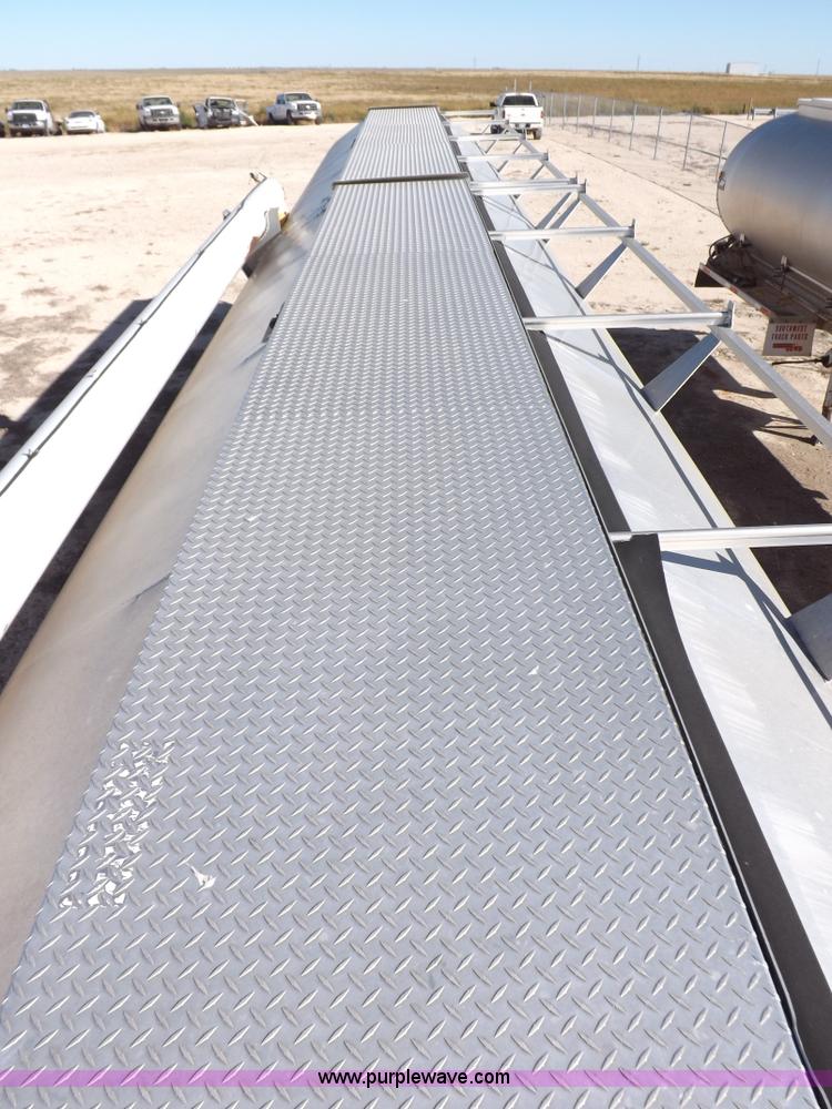 image for item I8396 1995 Pacer feed body trailer