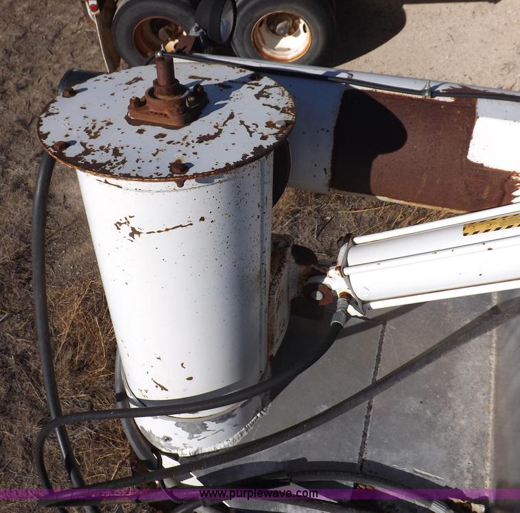 image for item I8396 1995 Pacer feed body trailer