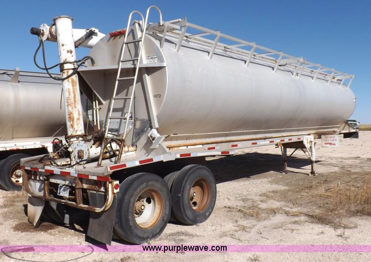 image for item I8397 1997 Warren feed body trailer