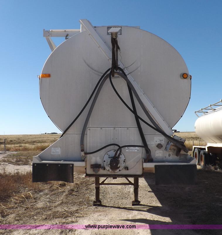 image for item I8397 1997 Warren feed body trailer