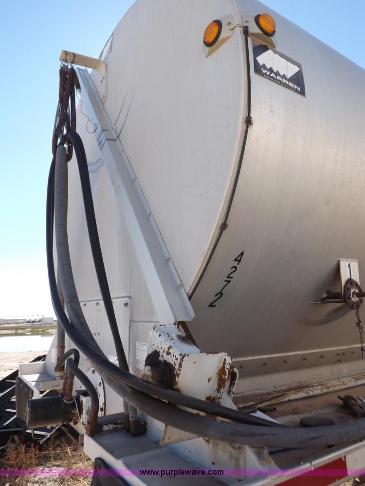 image for item I8397 1997 Warren feed body trailer