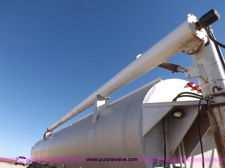 image for item I8397 1997 Warren feed body trailer