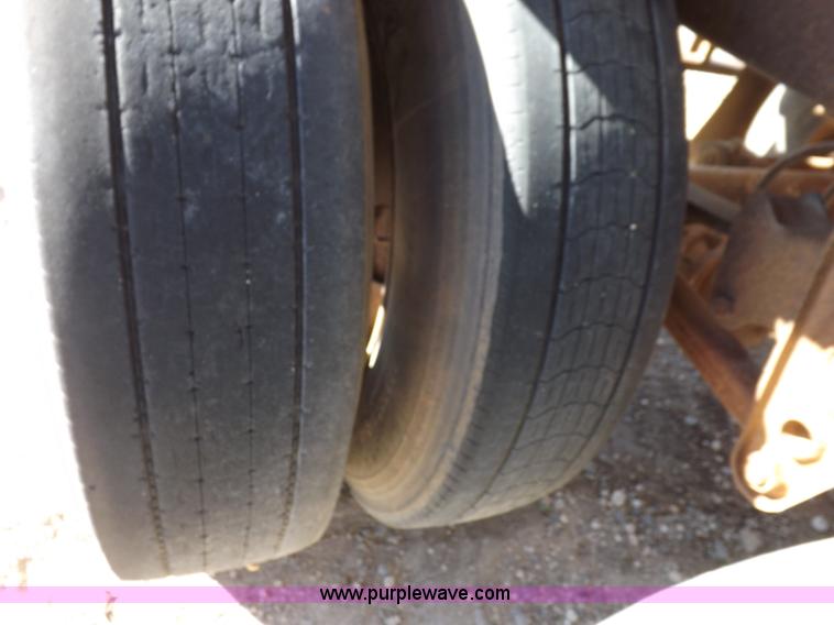 image for item I8397 1997 Warren feed body trailer