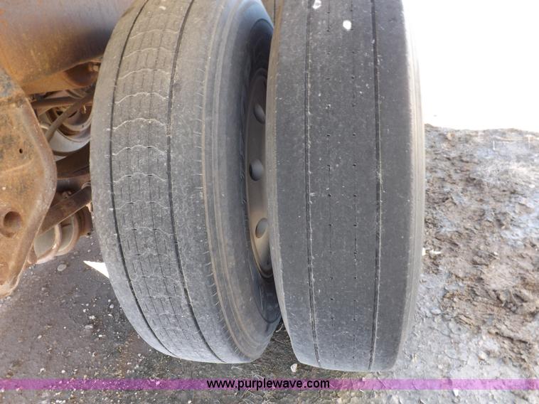 image for item I8397 1997 Warren feed body trailer