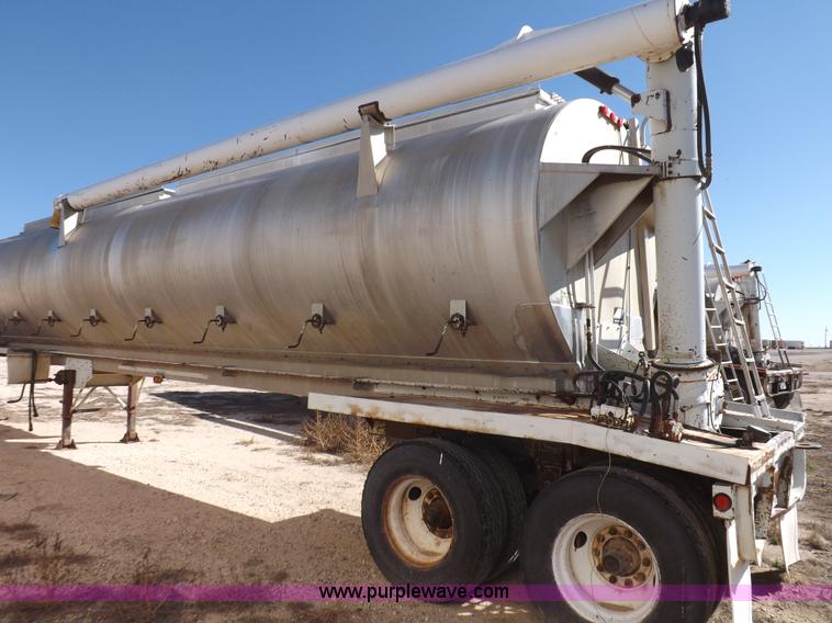 image for item I8398 1997 Waren feed body trailer