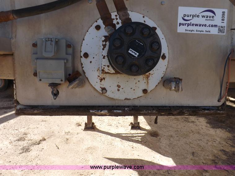 image for item I8398 1997 Waren feed body trailer