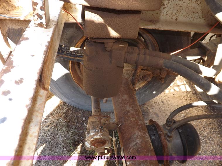 image for item I8398 1997 Waren feed body trailer