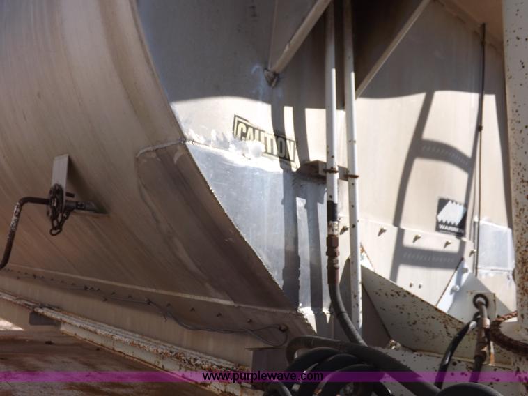 image for item I8398 1997 Waren feed body trailer