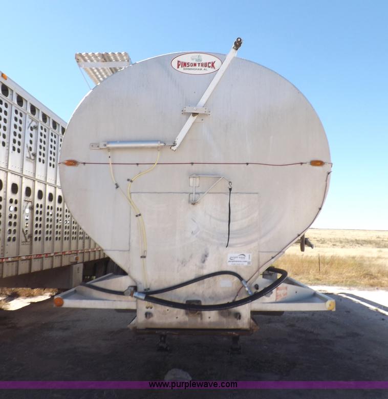 image for item I8400 2003 Pinson feed body trailer